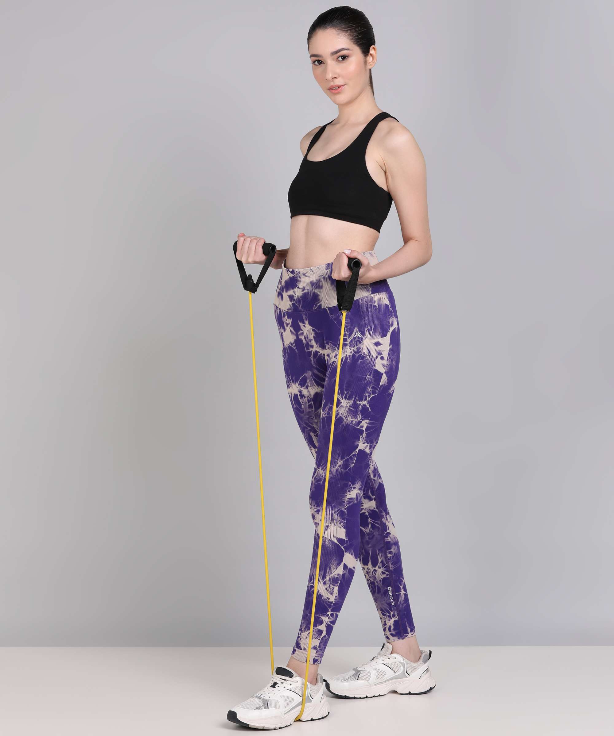 High-Waisted Squat-Proof Seamless Leggings – COMPASS FIT